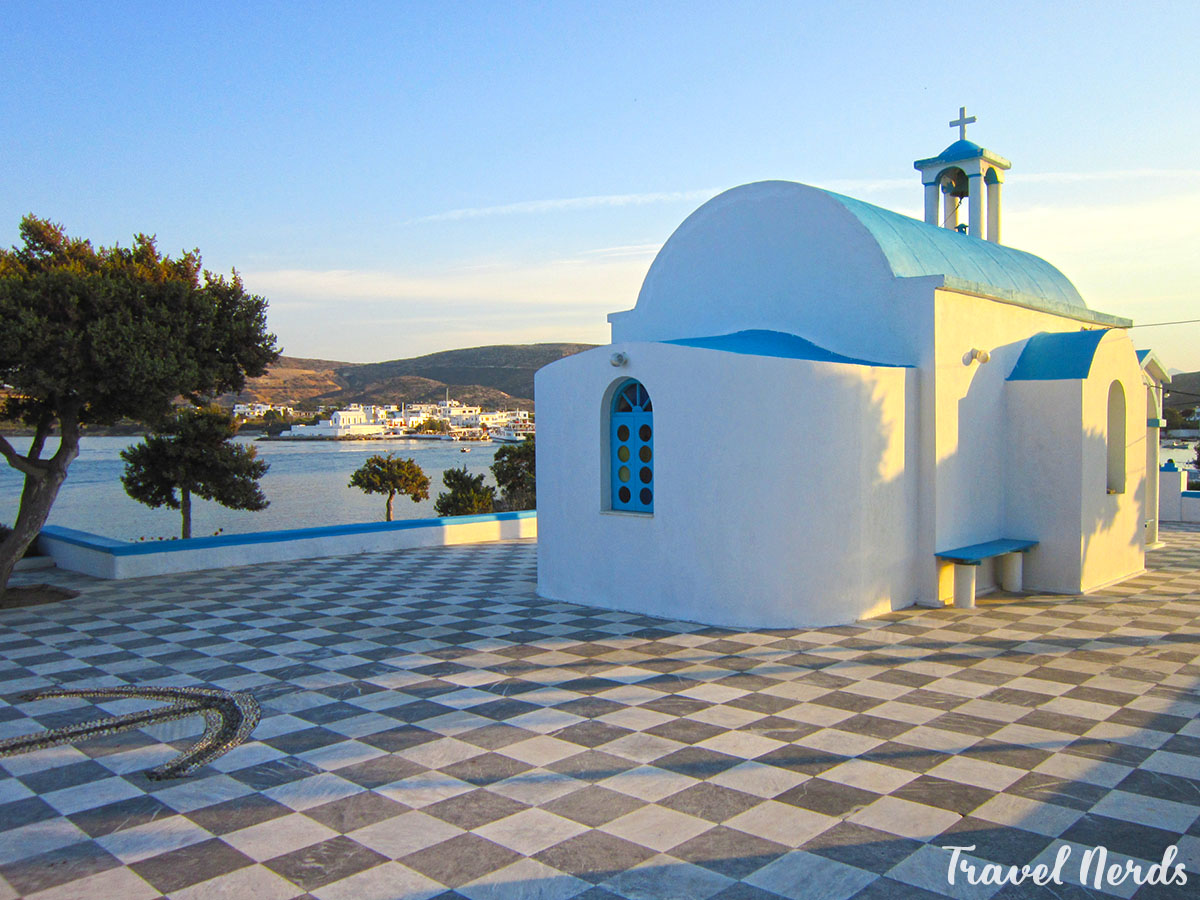 Εκκλησάκι Πολλώνια Μήλος