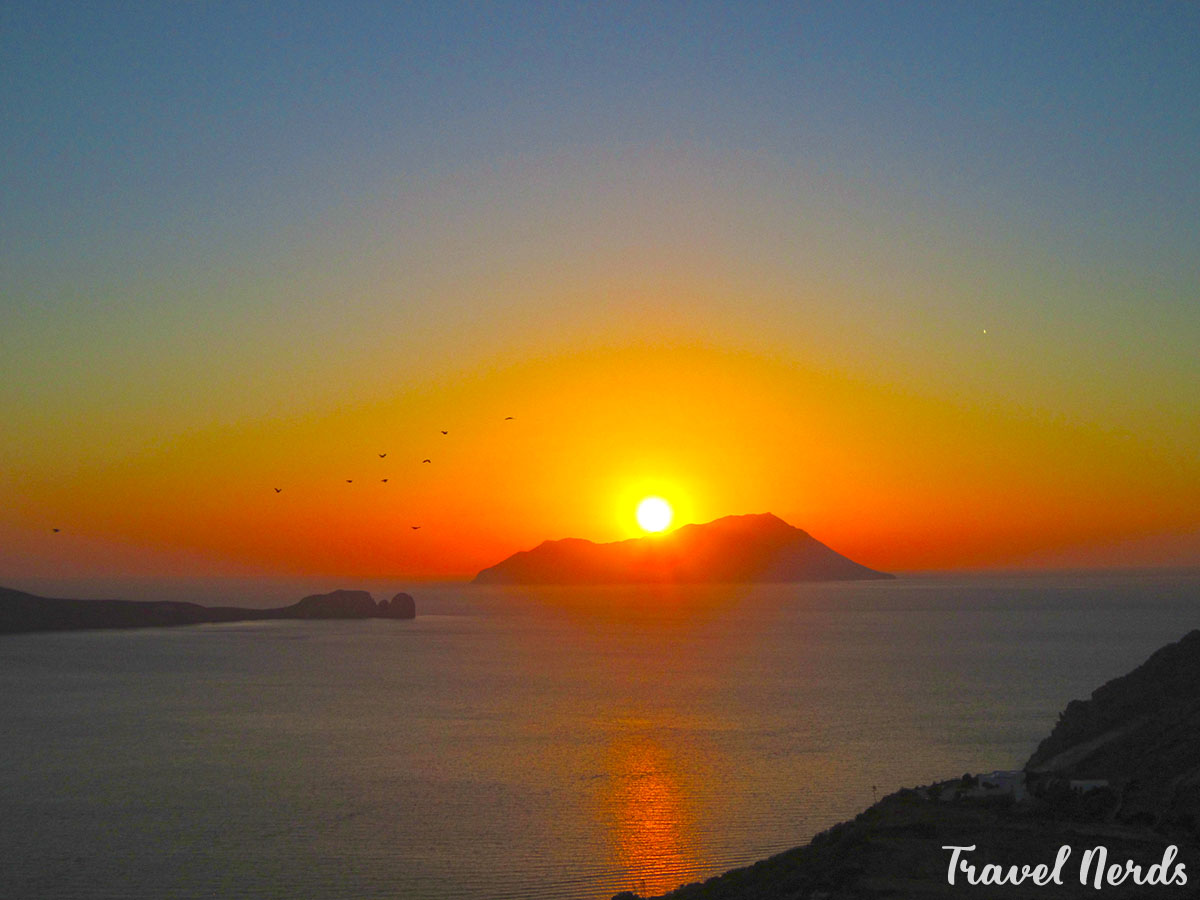 Ηλιοβασίλεμα από Πλάκα Μήλος