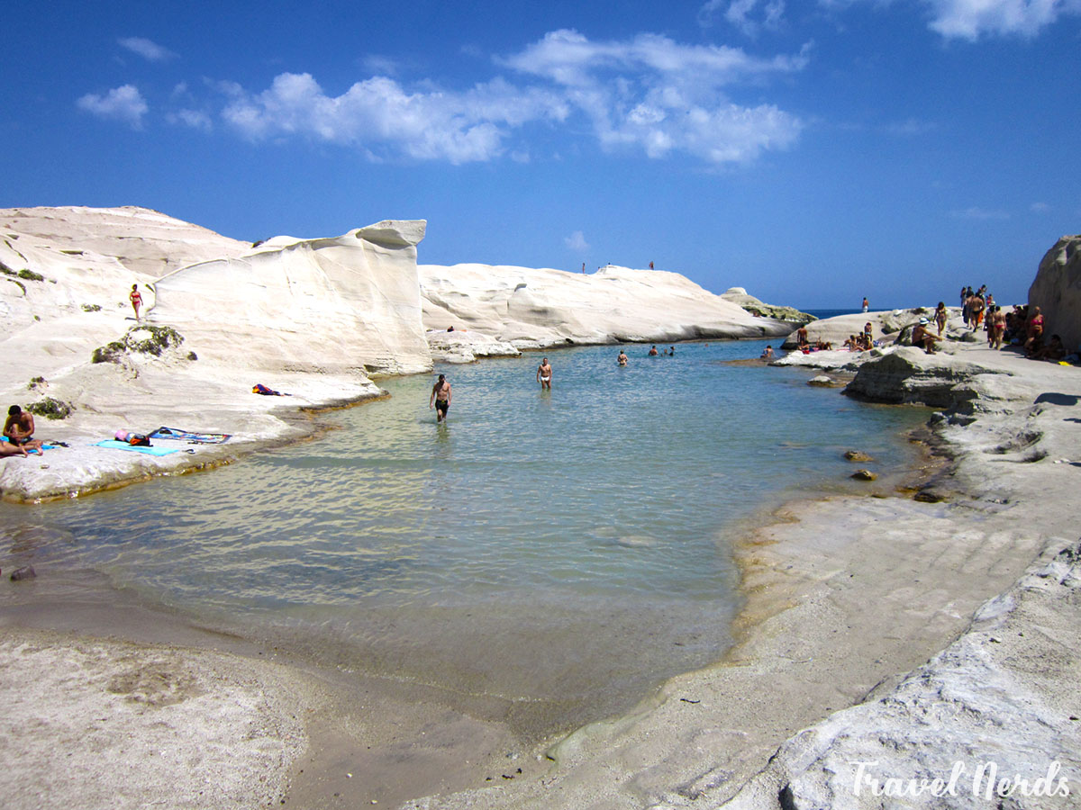 Παραλία Σαρακίνικο Μήλος