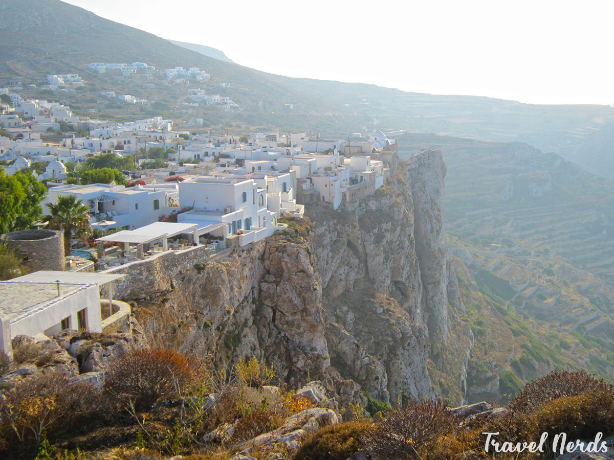 Θέα στο Κάστρο Φολεγάνδρου