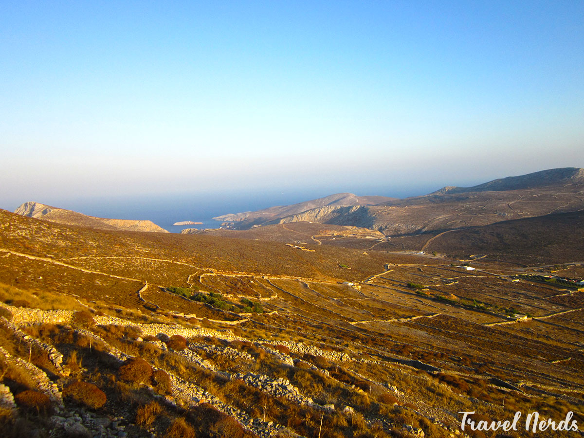 Θέα από εκκλησάκι της Παναγίας Φολεγάνδρος