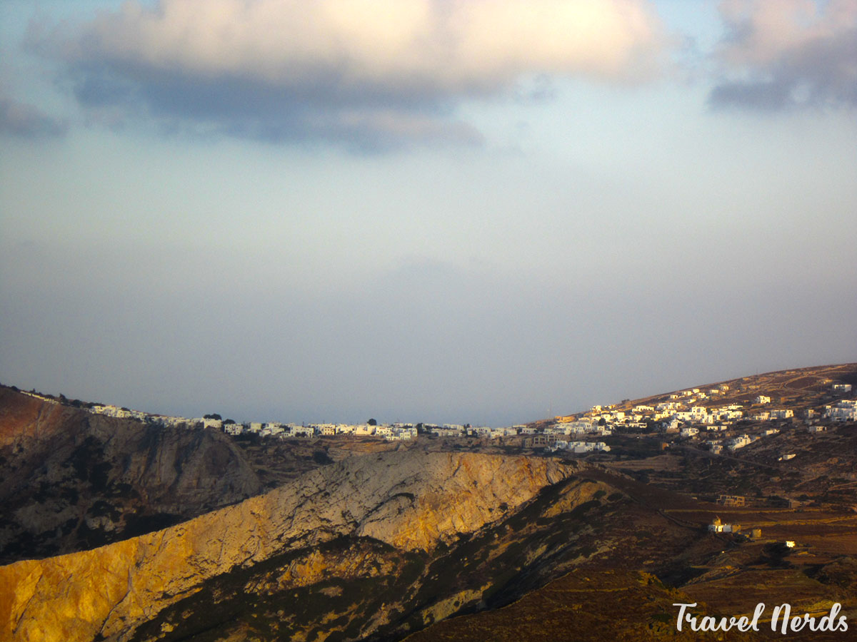 Θέα από Λαογραφικό Μουσείο Φολεγάνδρου
